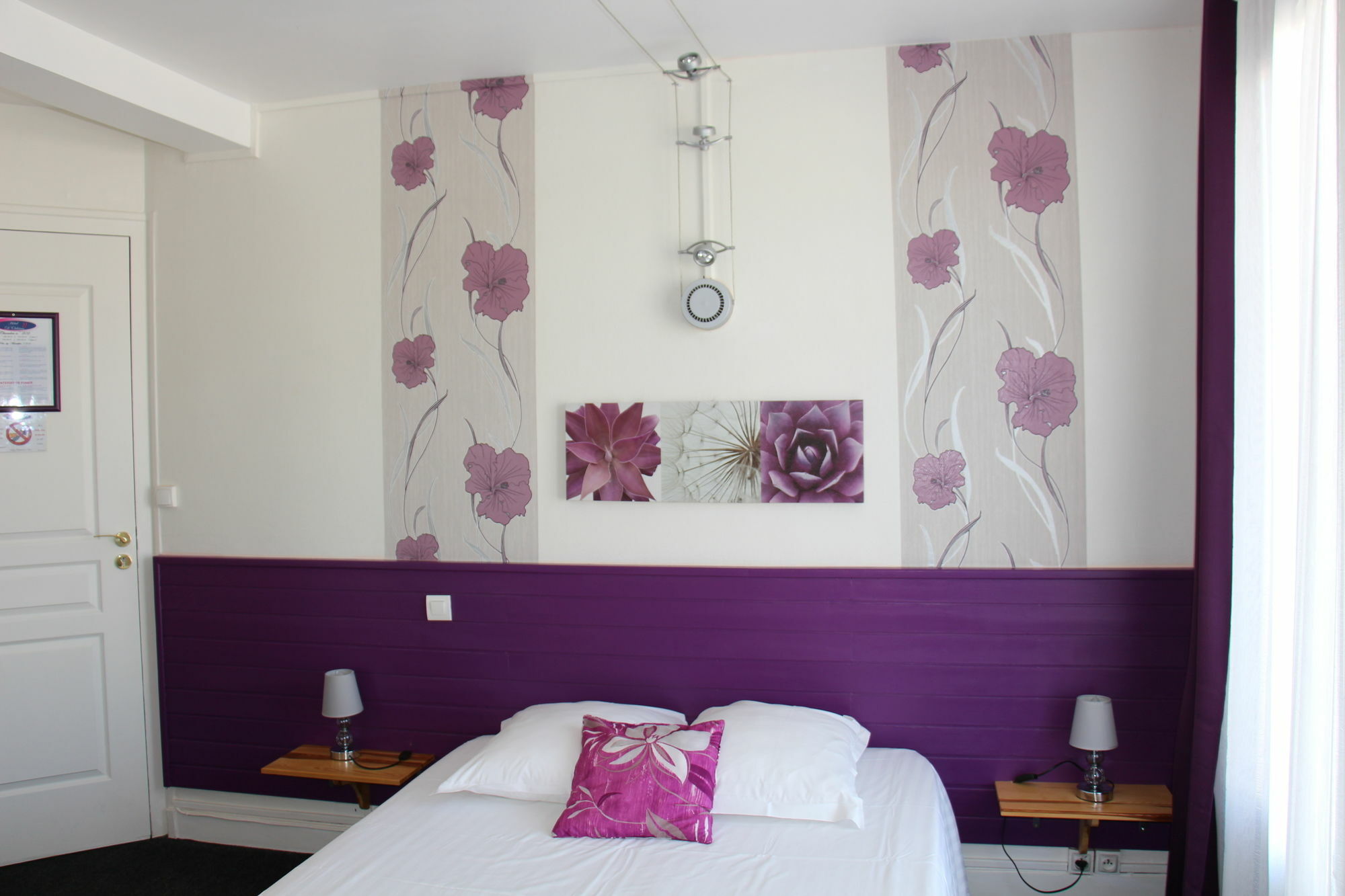 Hotel D'Orleans Angoulême Екстериор снимка