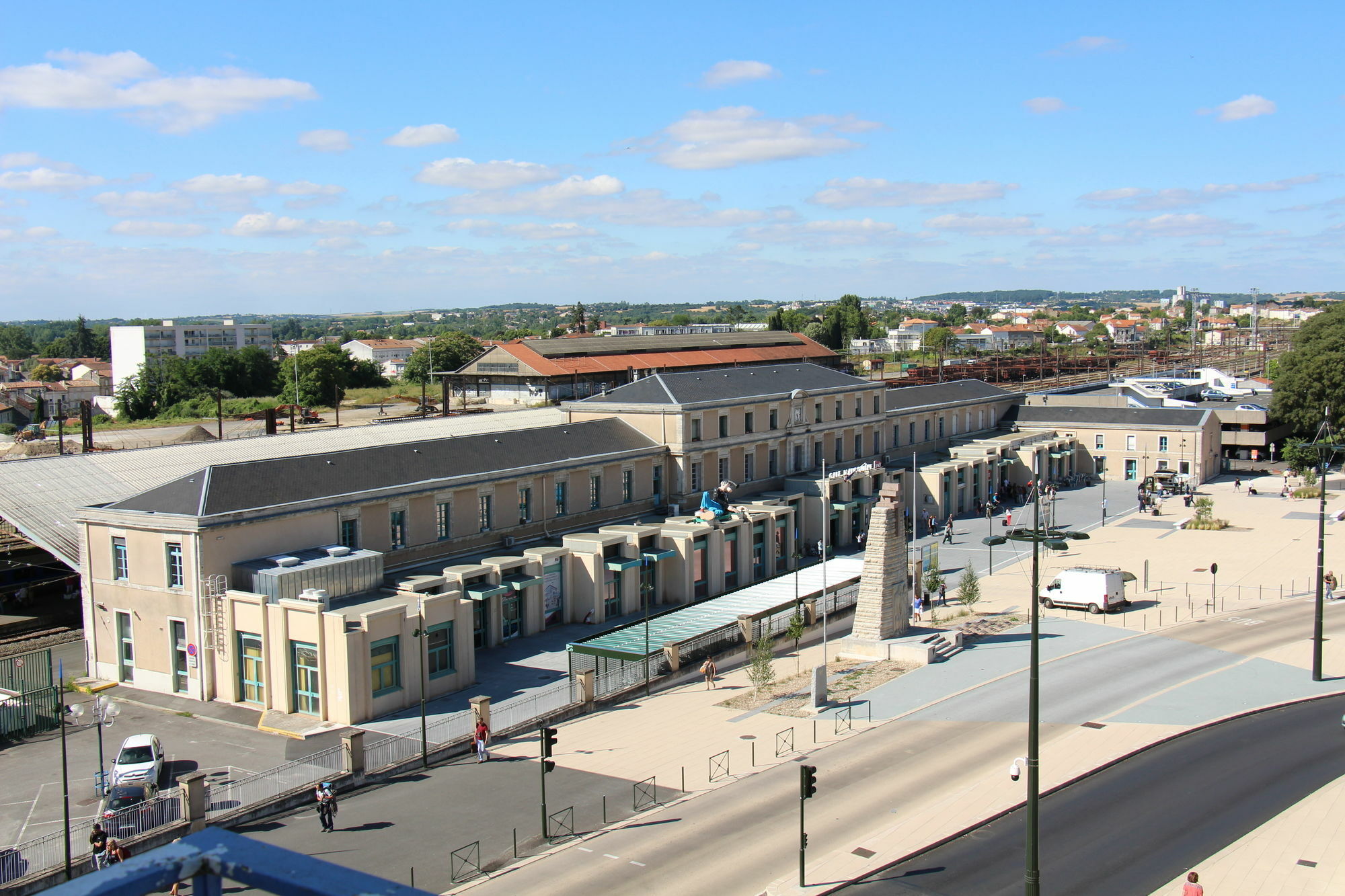 Hotel D'Orleans Angoulême Екстериор снимка